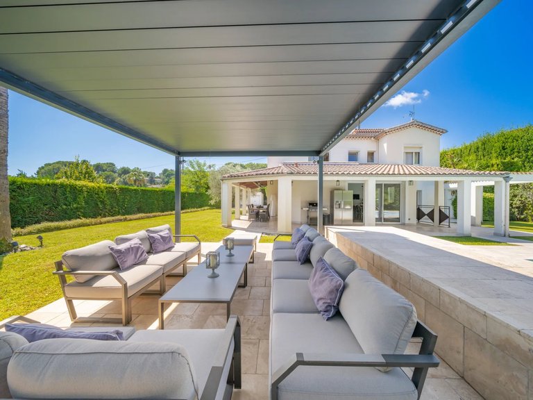 Villa for Sale in Mougins, Mougins, Valbonne, Grasse Area 1