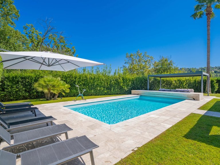 Villa for Sale in Mougins, Mougins, Valbonne, Grasse Area 13