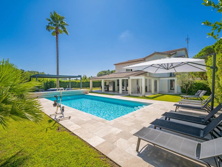 Villa for Sale in Mougins, Mougins, Valbonne, Grasse Area 14