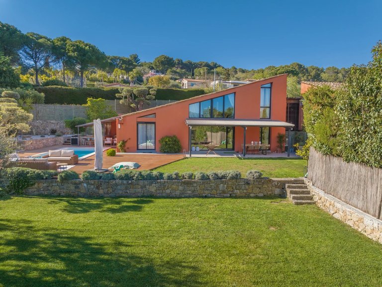 Villa for Sale in Mougins, Mougins, Valbonne, Grasse Area 1