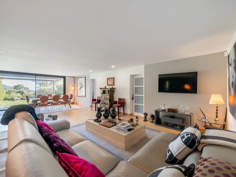 Villa for Sale in Mougins, Mougins, Valbonne, Grasse Area 2