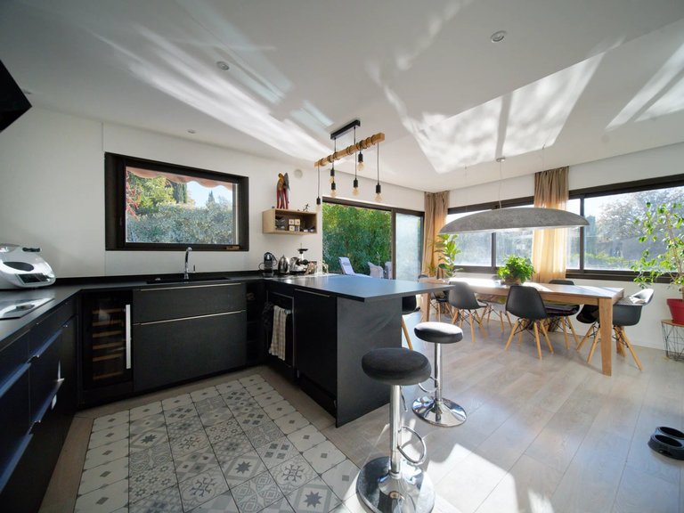 Villa for Sale in Mouans Sartoux, Mougins, Valbonne, Grasse Area 5