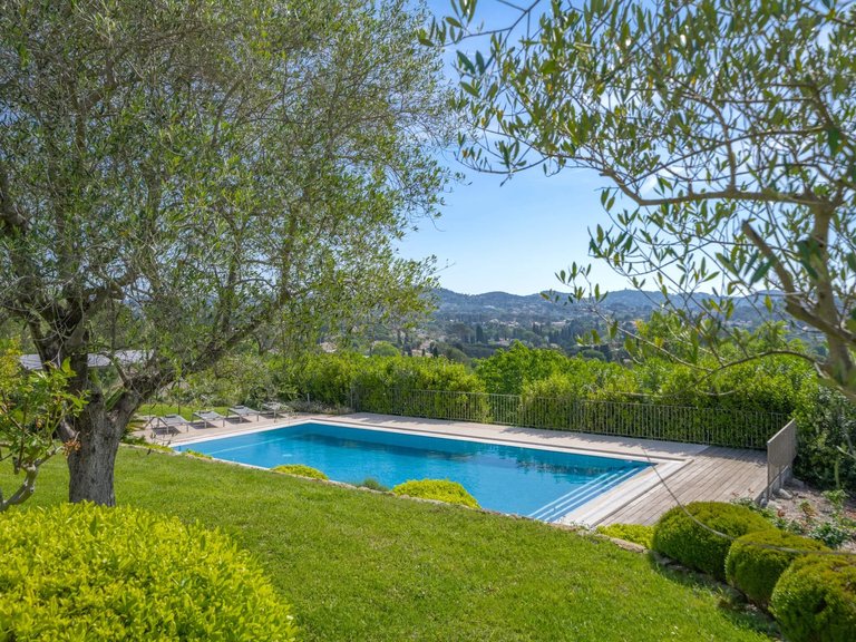 Villa for Sale in Mougins, Mougins, Valbonne, Grasse Area 17