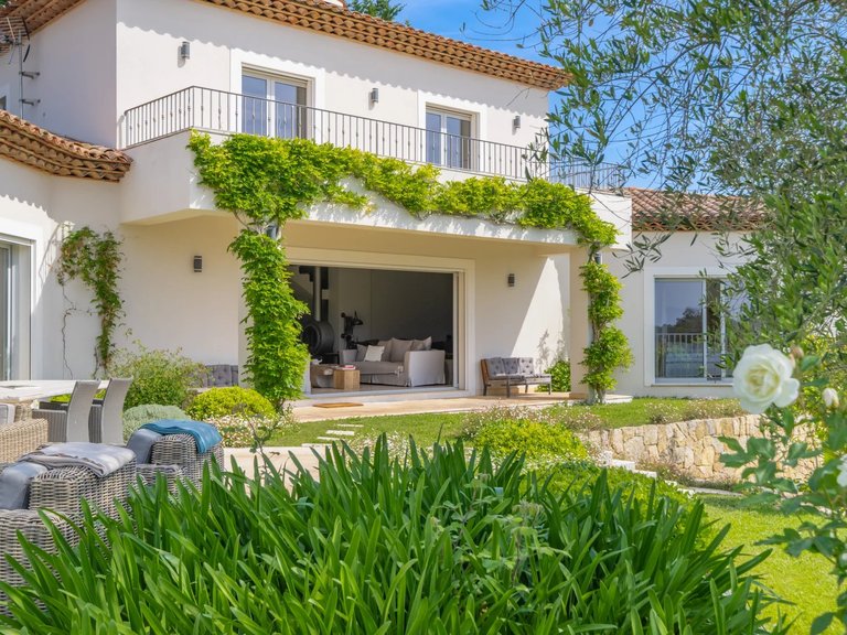 Villa for Sale in Mougins, Mougins, Valbonne, Grasse Area 18