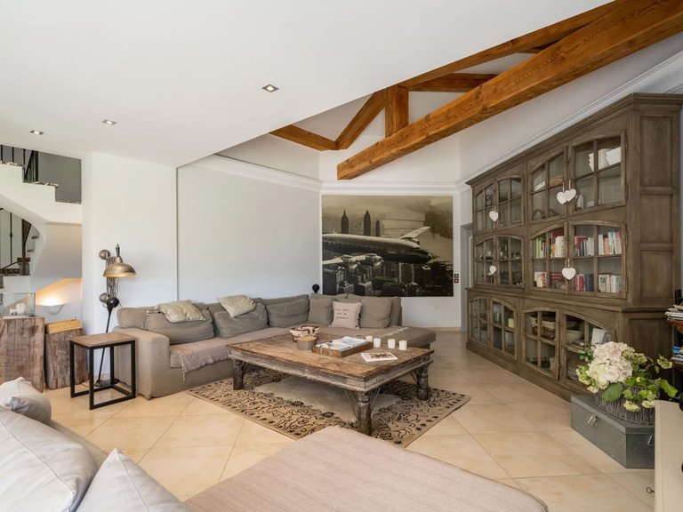 Villa for Sale in Mougins, Mougins, Valbonne, Grasse Area 19