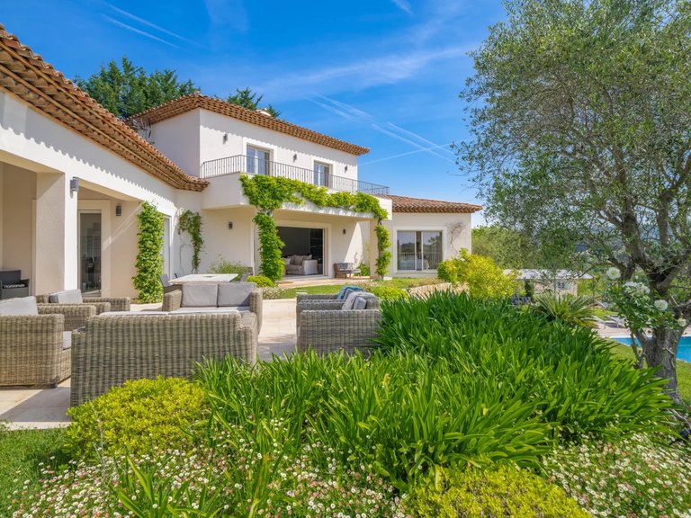 Villa for Sale in Mougins, Mougins, Valbonne, Grasse Area 4