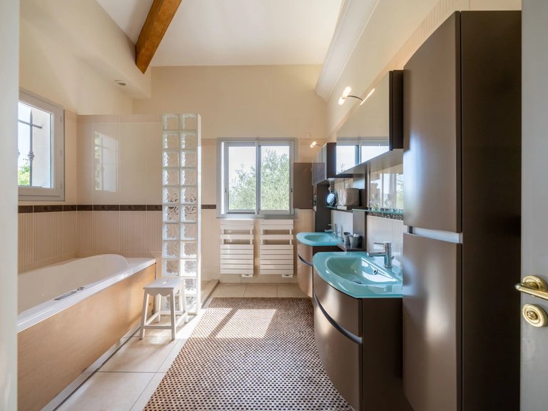 Villa for Sale in Mougins, Mougins, Valbonne, Grasse Area 8