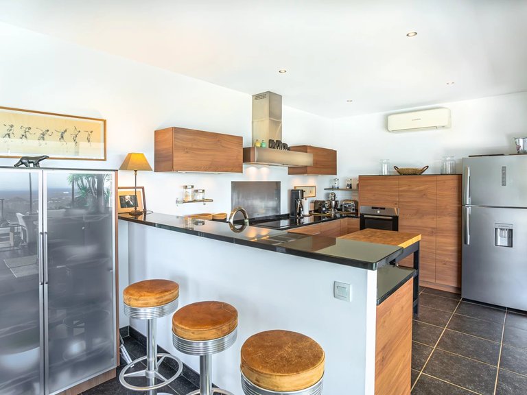 Villa for Sale in Mandelieu La Napoule, Cannes Area 12