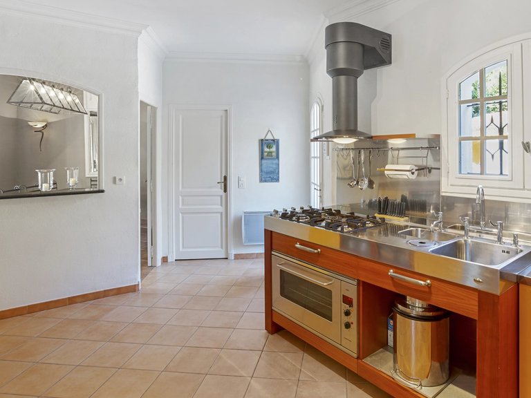 Villa for Sale in Mougins, Mougins, Valbonne, Grasse Area 11