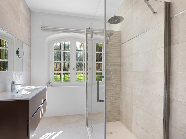 Villa for Sale in Mougins, Mougins, Valbonne, Grasse Area 18