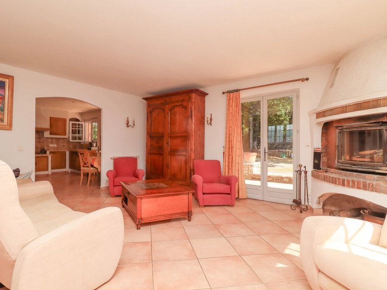 Villa for Sale in Fayence, Var Countryside (fayence, Lorgues, Cotignac) 14