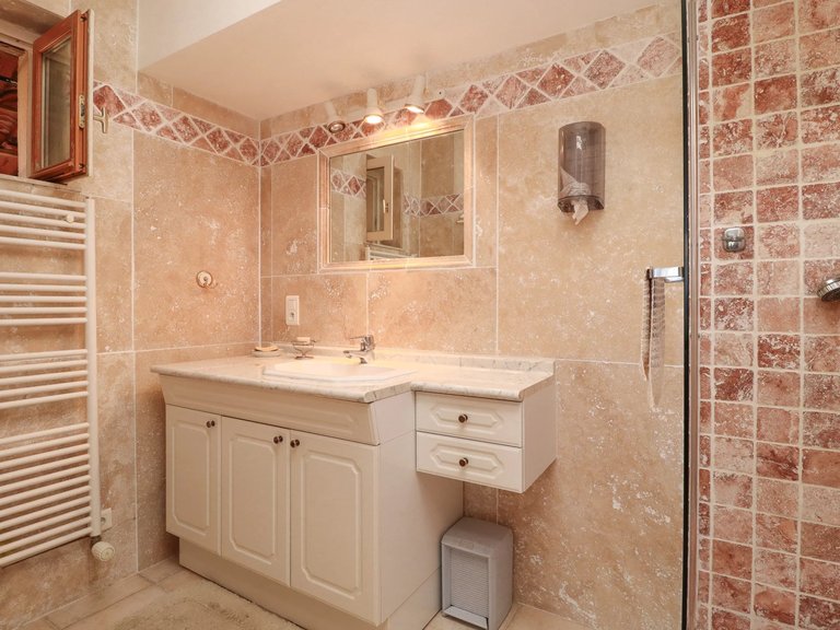Villa for Sale in Fayence, Var Countryside (fayence, Lorgues, Cotignac) 20