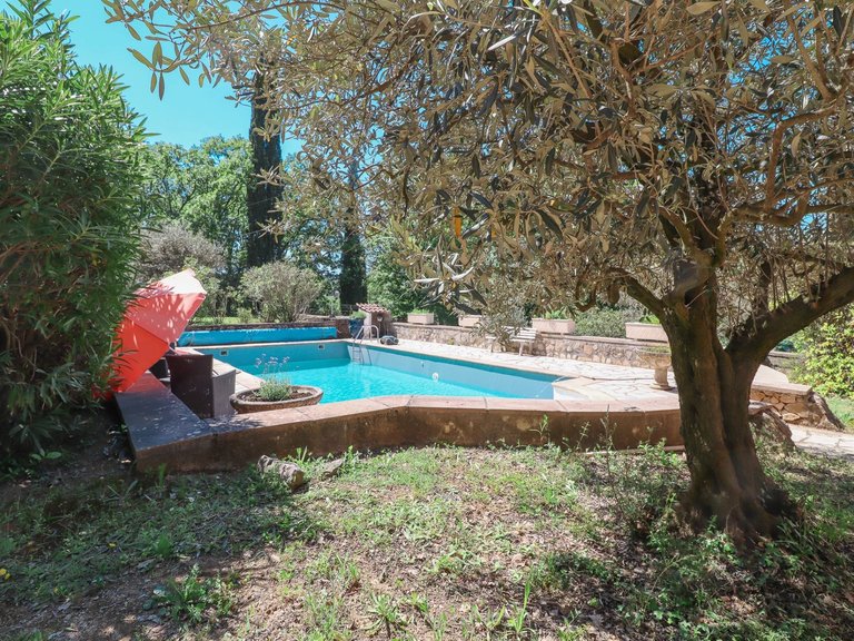 Villa for Sale in Fayence, Var Countryside (fayence, Lorgues, Cotignac) 4
