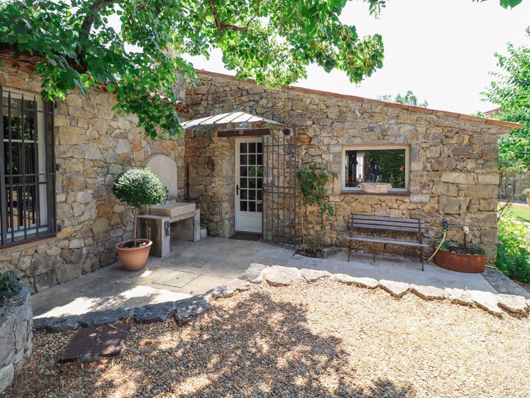 Villa for Sale in Fayence, Var Countryside (fayence, Lorgues, Cotignac) 7