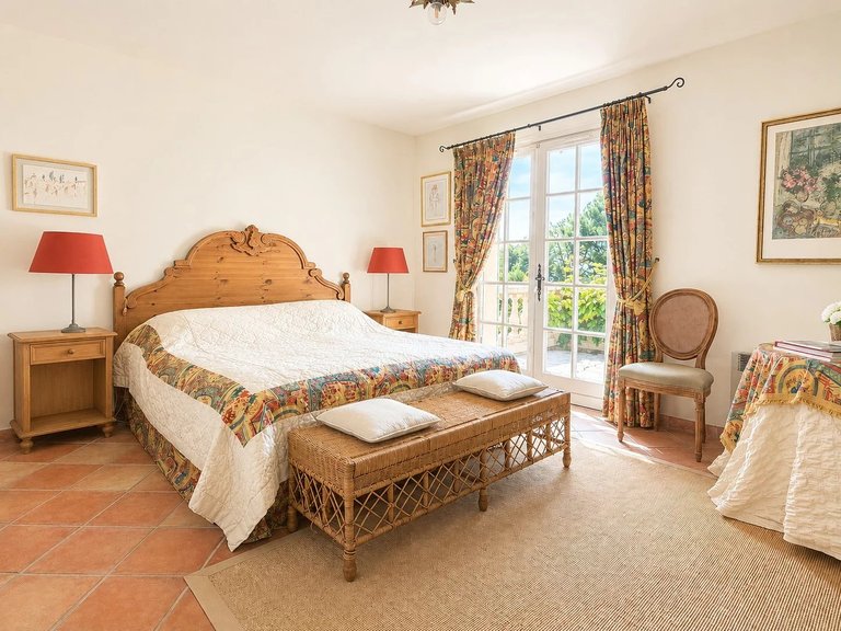 Villa for Sale in Valbonne, Mougins, Valbonne, Grasse Area 12
