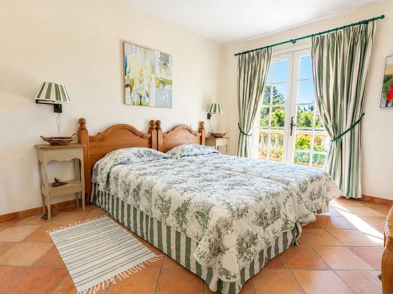 Villa for Sale in Valbonne, Mougins, Valbonne, Grasse Area 14