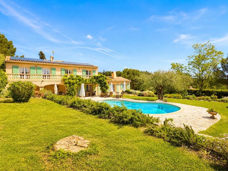 Villa for Sale in Valbonne, Mougins, Valbonne, Grasse Area 5