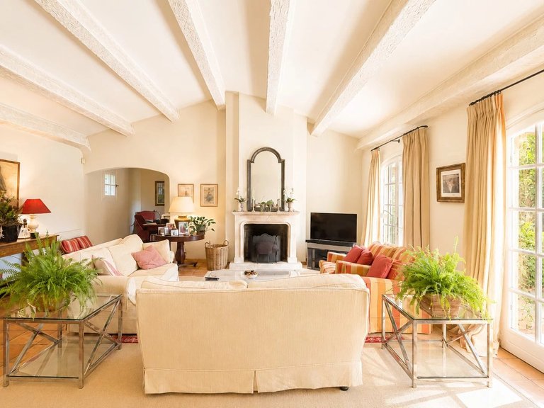 Villa for Sale in Valbonne, Mougins, Valbonne, Grasse Area 6