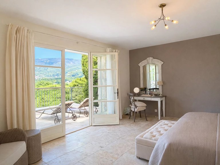Villa for Sale in Fayence, Var Countryside (fayence, Lorgues, Cotignac) 13