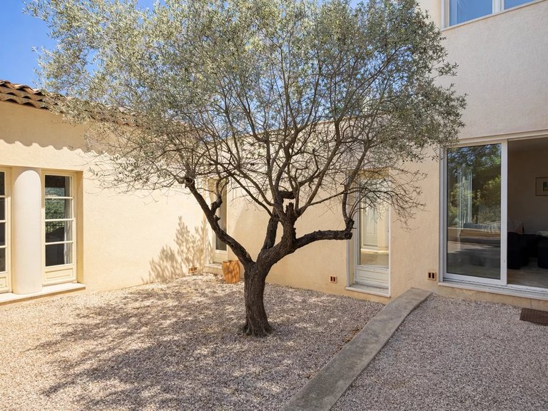 Villa for Sale in Fayence, Var Countryside (fayence, Lorgues, Cotignac) 4