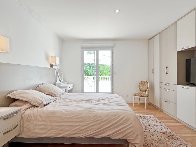 Villa for Sale in Fayence, Var Countryside (fayence, Lorgues, Cotignac) 12
