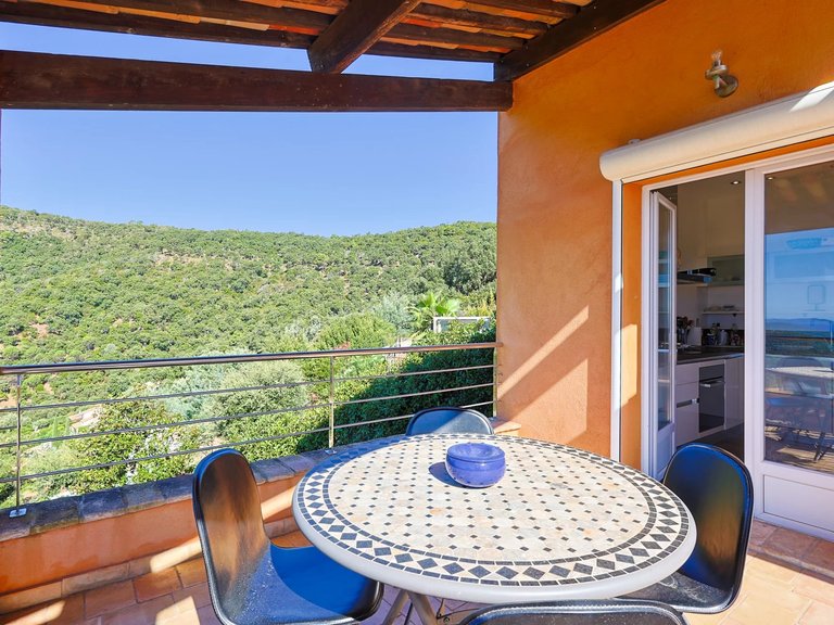 Villa for Sale in La Croix Valmer, St. Tropez, Grimaud Area 15