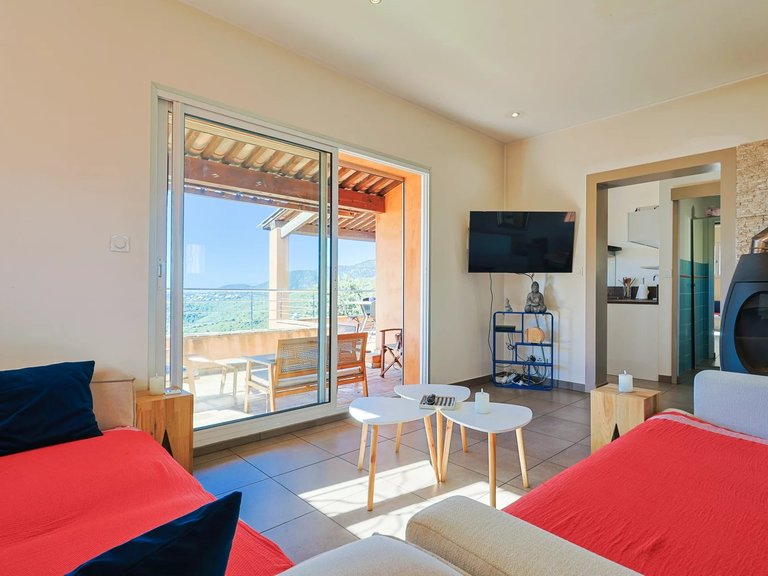 Villa for Sale in La Croix Valmer, St. Tropez, Grimaud Area 18