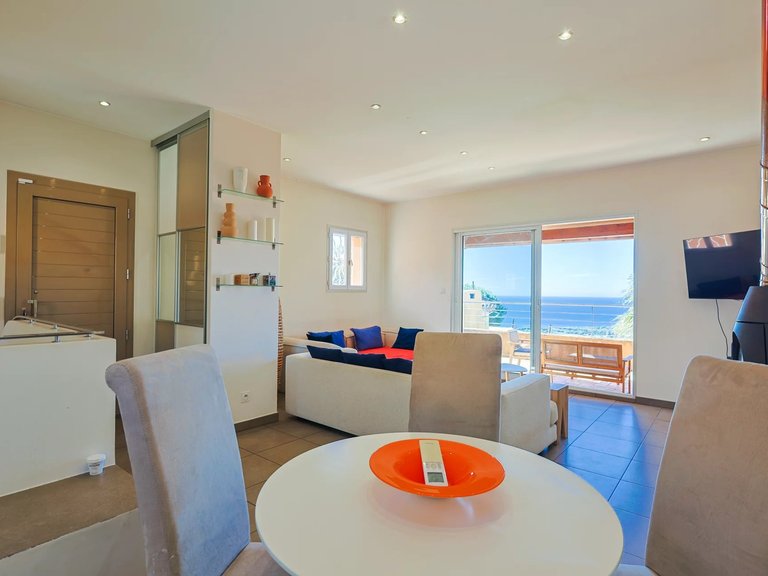 Villa for Sale in La Croix Valmer, St. Tropez, Grimaud Area 8