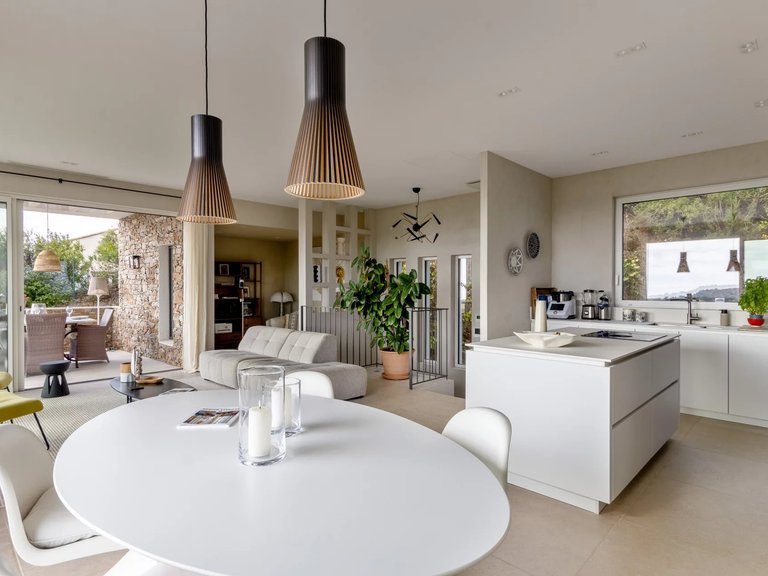 Villa for Sale in La Croix Valmer, St. Tropez, Grimaud Area 5