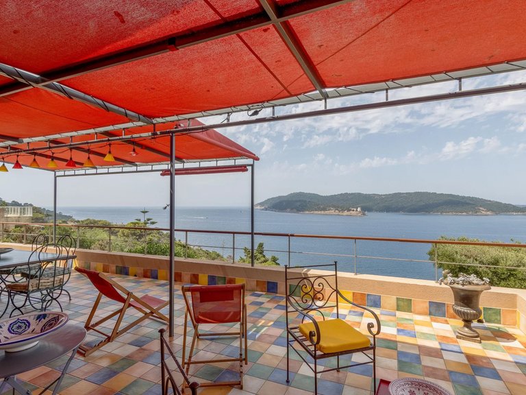 Villa for Sale in Ile Du Levant, Provence Coast (cassis To Cavalaire) 11