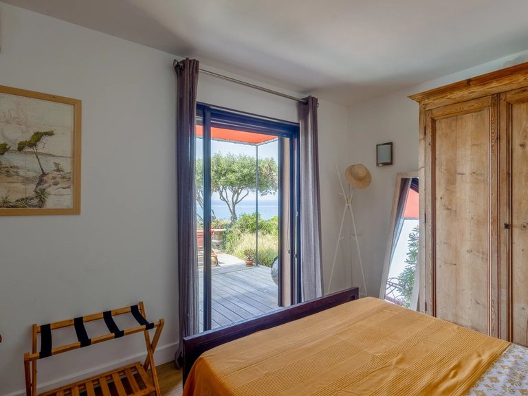 Villa for Sale in Ile Du Levant, Provence Coast (cassis To Cavalaire) 15