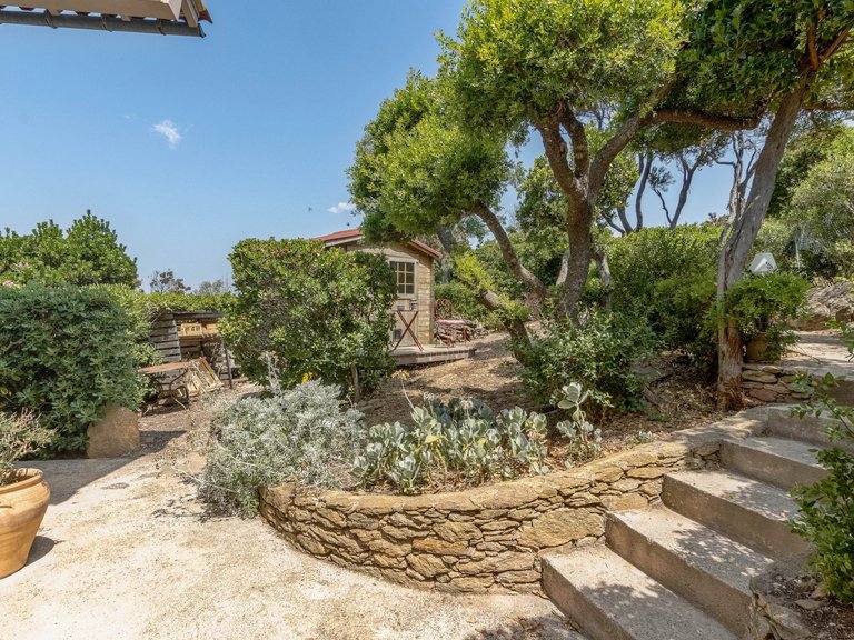 Villa for Sale in Ile Du Levant, Provence Coast (cassis To Cavalaire) 3