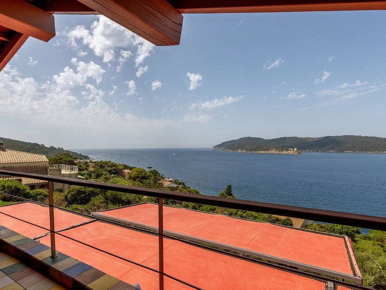 Villa for Sale in Ile Du Levant, Provence Coast (cassis To Cavalaire) 10