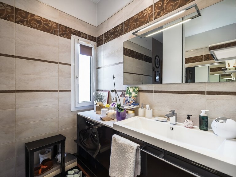Villa for Sale in Bouc Bel Air, Marseille & Cote Bleu 16