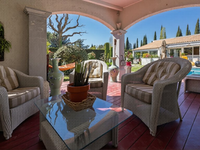 Villa for Sale in Bouc Bel Air, Marseille & Cote Bleu 3