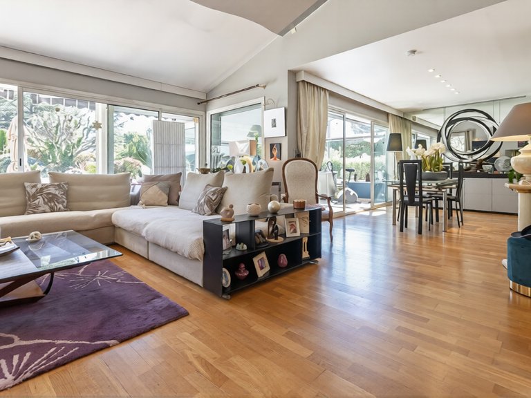 Villa for Sale in Bouc Bel Air, Marseille & Cote Bleu 4