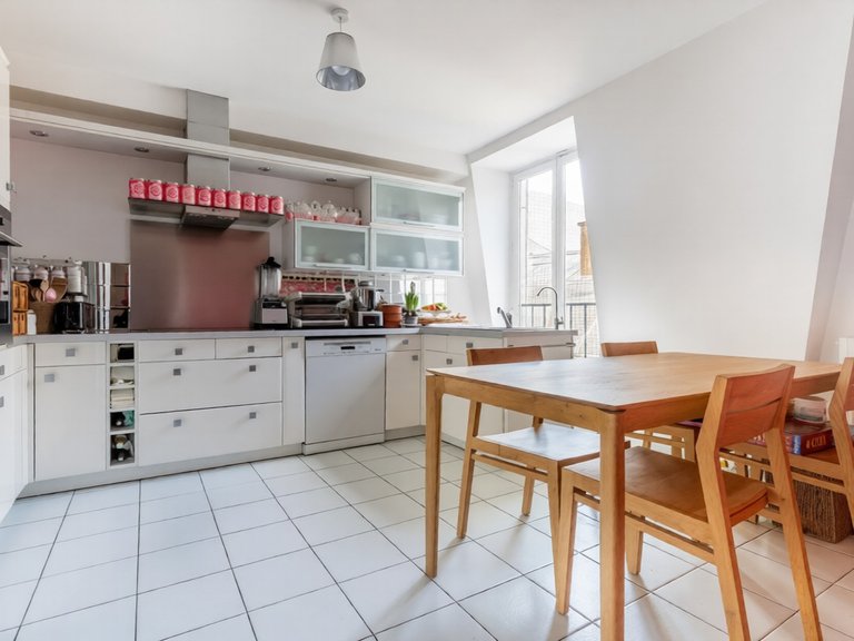 Apartment for Sale in 8th (golden Triangle - Parc Monceau), Golden Triangle - Trocadéro (8th - 16th) 7