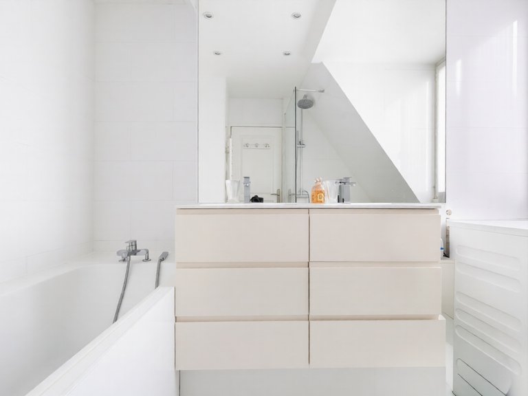 Apartment for Sale in 8th (golden Triangle - Parc Monceau), Golden Triangle - Trocadéro (8th - 16th) 10