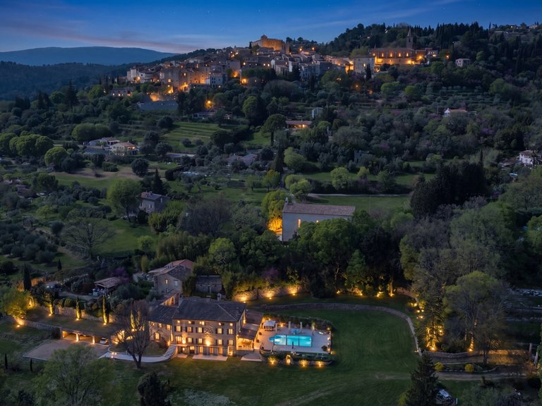 Villa for Sale in Callian, Var Countryside (fayence, Lorgues, Cotignac) 1