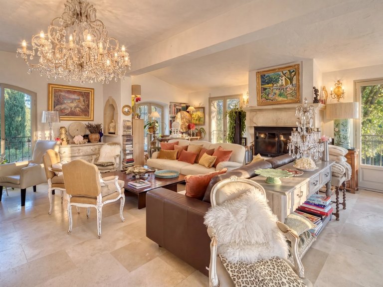 Villa for Sale in Valbonne, Mougins, Valbonne, Grasse Area 7