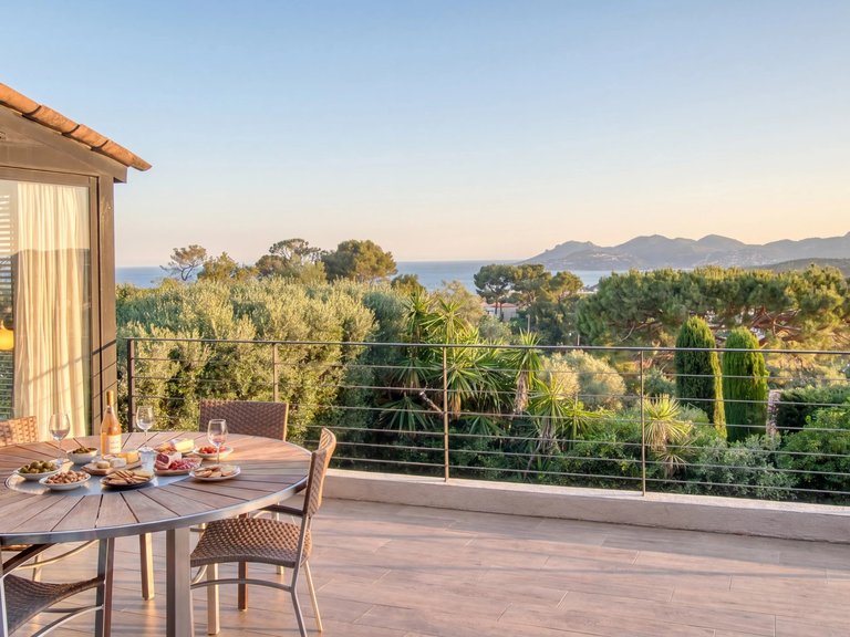 Villa for Sale in Le Cannet, Cannes Area 7