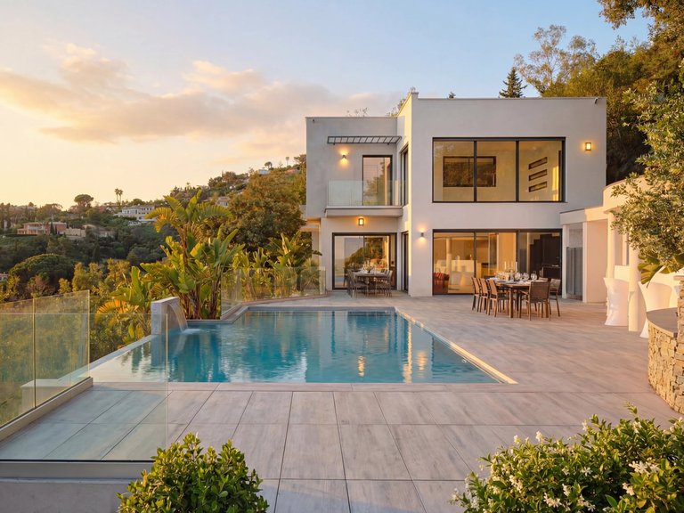 Villa for Sale in Mandelieu La Napoule, Cannes Area 3