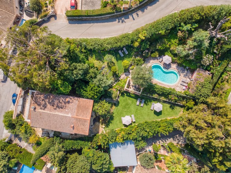 Villa for Sale in Mandelieu La Napoule, Cannes Area 1