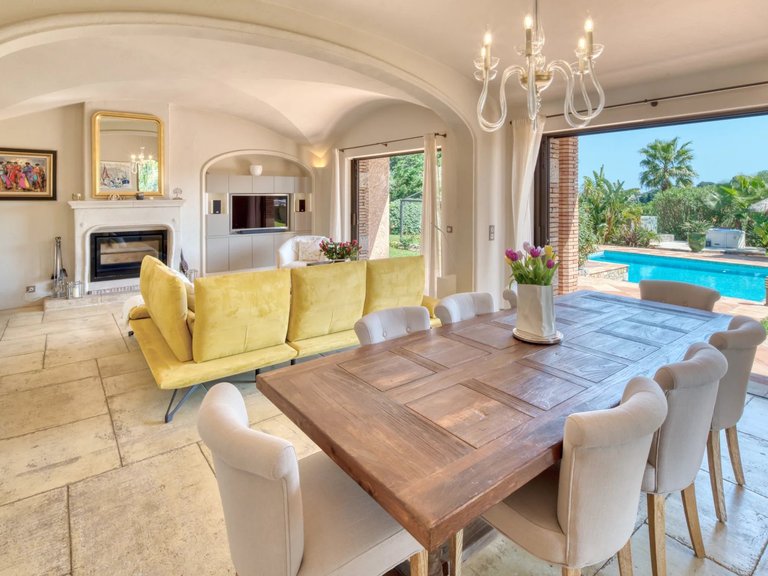 Villa for Sale in Mougins, Mougins, Valbonne, Grasse Area 9