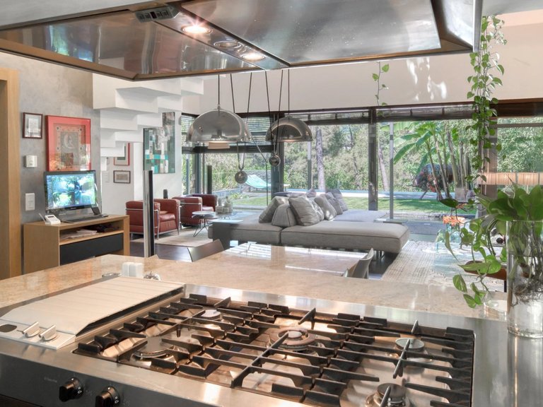 Villa for Sale in Opio, Mougins, Valbonne, Grasse Area 1