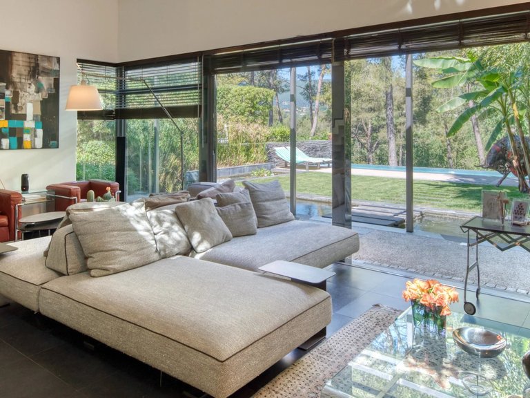 Villa for Sale in Opio, Mougins, Valbonne, Grasse Area 16