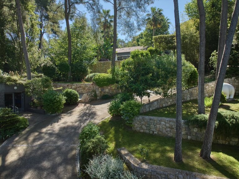 Villa for Sale in Opio, Mougins, Valbonne, Grasse Area 10