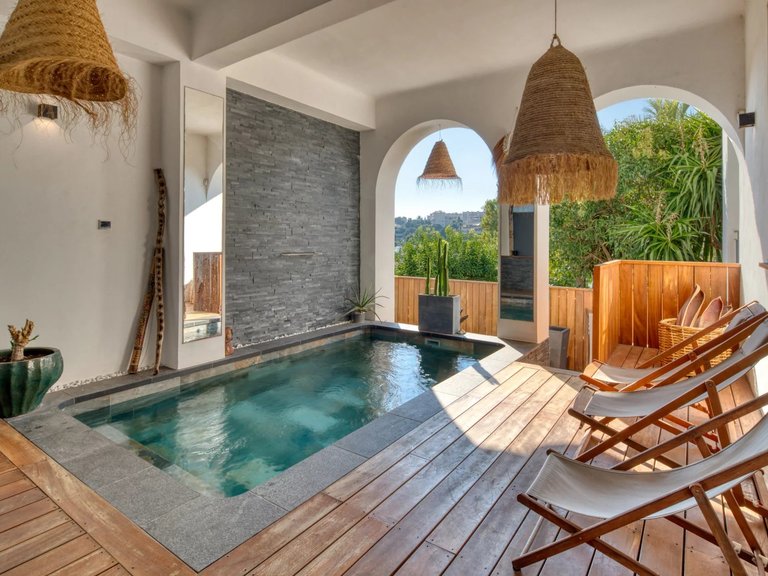 Villa for Sale in Cannes, Cannes Area 5