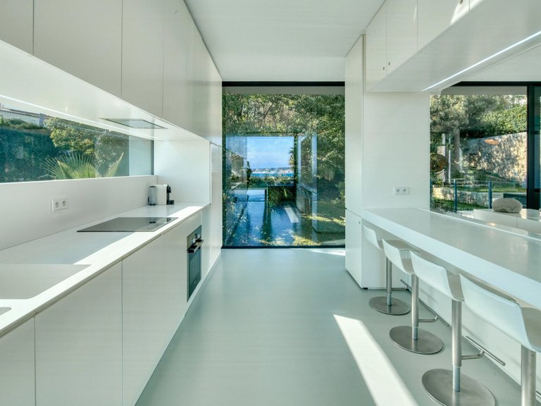 Villa for Sale in Le Golfe Juan, Antibes Area 3