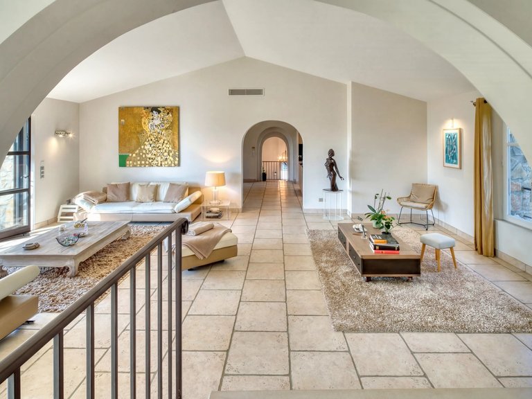 Villa for Sale in Mougins, Mougins, Valbonne, Grasse Area 16